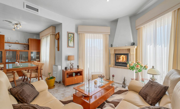 Herverkoop - 3. Halfvrijstaand huis - Benijofar - Costa Blanca Zuid