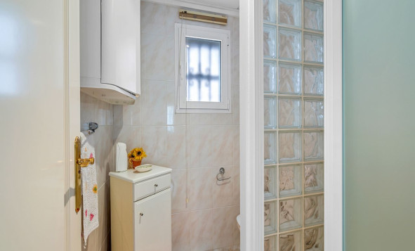 Herverkoop - 3. Halfvrijstaand huis - Benijofar - Costa Blanca Zuid