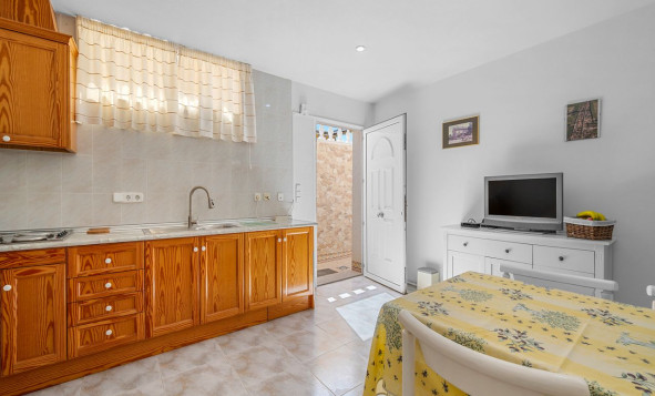 Herverkoop - 3. Halfvrijstaand huis - Benijofar - Costa Blanca Zuid