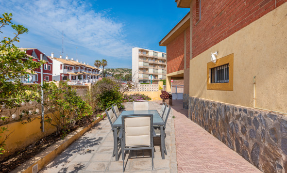 Resale - Villa - Guardamar del Segura - Guardamar