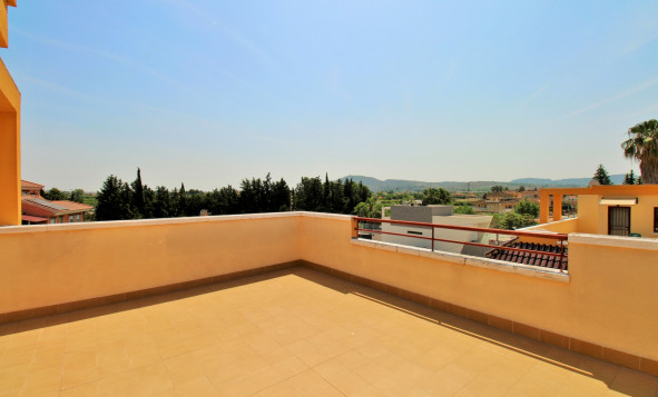 Herverkoop - 2. Town house / tussenwoning - Los Desamparados - Costa Blanca Zuid