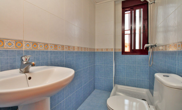 Herverkoop - 2. Town house / tussenwoning - Los Desamparados - Costa Blanca Zuid