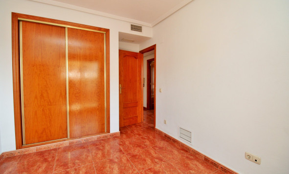 Herverkoop - 2. Town house / tussenwoning - Los Desamparados - Costa Blanca Zuid