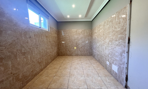 Herverkoop - 3. Halfvrijstaand huis - San Miguel de Salinas - Costa Blanca Zuid