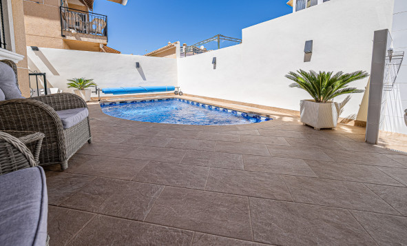 Herverkoop - 3. Halfvrijstaand huis - Villamartin - Costa Blanca Zuid