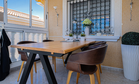 Herverkoop - 3. Halfvrijstaand huis - Villamartin - Costa Blanca Zuid