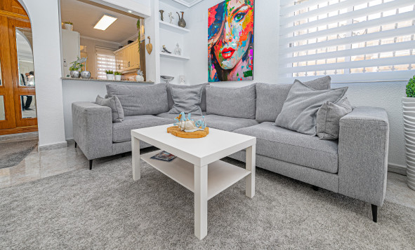 Herverkoop - 3. Halfvrijstaand huis - Villamartin - Costa Blanca Zuid