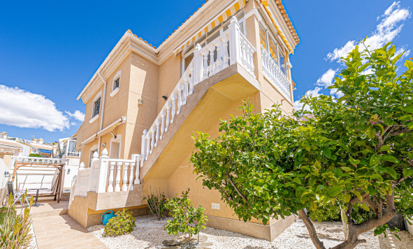 Herverkoop - 3. Halfvrijstaand huis - Villamartin - Costa Blanca Zuid