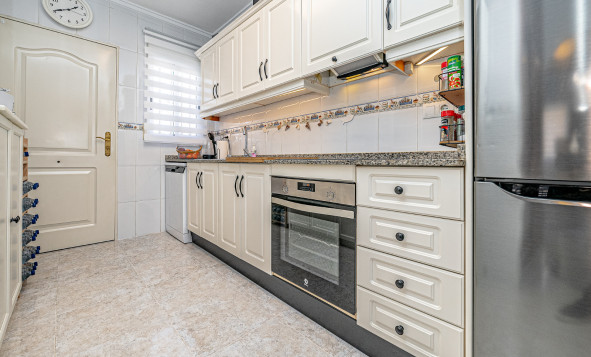 Herverkoop - 3. Halfvrijstaand huis - Villamartin - Costa Blanca Zuid