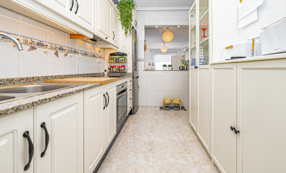 Herverkoop - 3. Halfvrijstaand huis - Villamartin - Costa Blanca Zuid