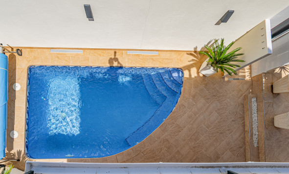 Herverkoop - 3. Halfvrijstaand huis - Villamartin - Costa Blanca Zuid