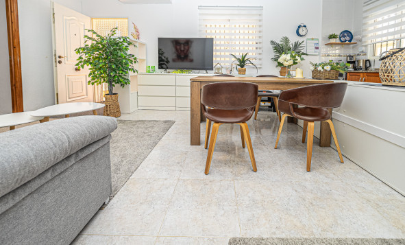 Herverkoop - 3. Halfvrijstaand huis - Villamartin - Costa Blanca Zuid