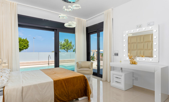 Reventa - Villa - San Miguel de Salinas - Orihuela Costa