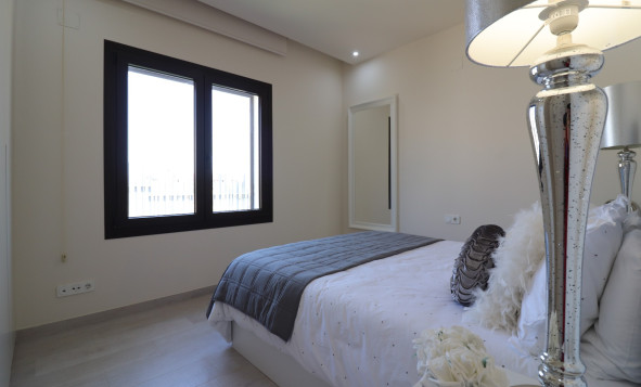 Herverkoop - 3. Halfvrijstaand huis - Algorfa - Costa Blanca Zuid