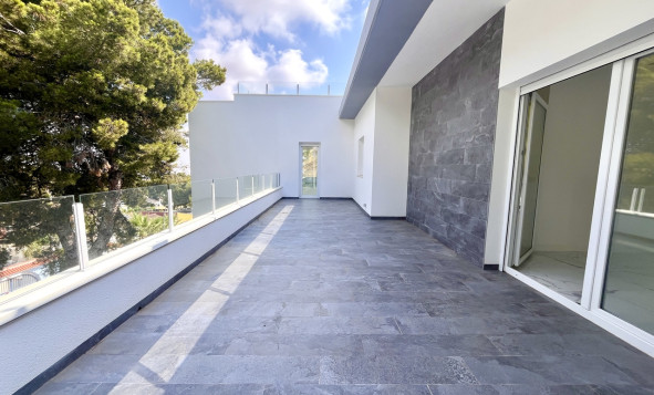 Herverkoop - 3. Halfvrijstaand huis - Los Balcones - Costa Blanca Zuid