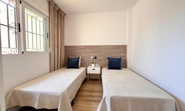 Herverkoop - 2. Town house / tussenwoning - Playa Flamenca - Costa Blanca Zuid