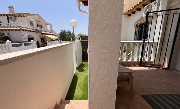 Herverkoop - 2. Town house / tussenwoning - Playa Flamenca - Costa Blanca Zuid