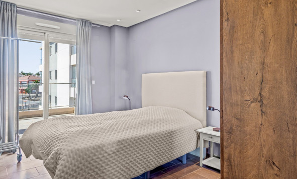 Resale - 1. Apartment / flat - Villamartin - Costa Blanca South