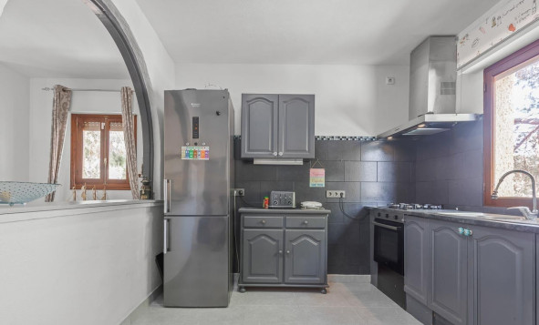 Herverkoop - 3. Halfvrijstaand huis - Villamartin - Costa Blanca Zuid