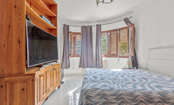 Herverkoop - 3. Halfvrijstaand huis - Villamartin - Costa Blanca Zuid