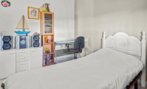 Herverkoop - 3. Halfvrijstaand huis - Villamartin - Costa Blanca Zuid