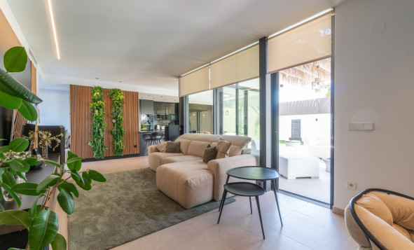 Herverkoop - 3. Halfvrijstaand huis - Torrevieja - Costa Blanca Zuid