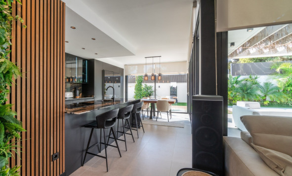 Herverkoop - 3. Halfvrijstaand huis - Torrevieja - Costa Blanca Zuid