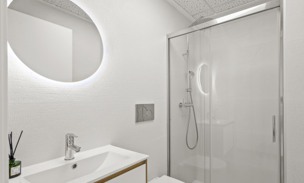 Resale - 1. Apartment / flat - Torrevieja - Costa Blanca South