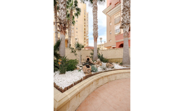 Herverkoop - 1. Appartement / flat - Torrevieja - Costa Blanca Zuid