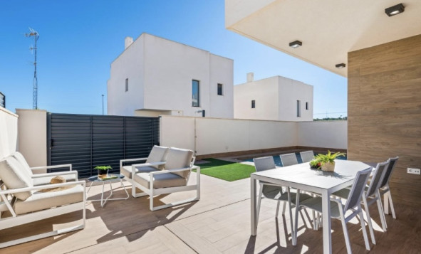 Herverkoop - 3. Halfvrijstaand huis - San Miguel de Salinas - Costa Blanca Zuid