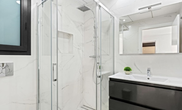 Herverkoop - 3. Halfvrijstaand huis - San Miguel de Salinas - Costa Blanca Zuid