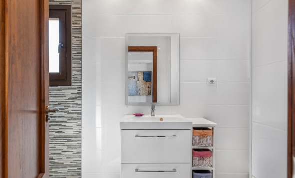 Herverkoop - 1. Appartement / flat - Torrevieja - Costa Blanca Zuid