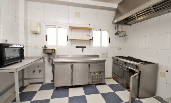 Herverkoop - Commercieel vastgoed - Villamartin - Costa Blanca Zuid