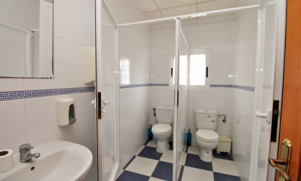 Herverkoop - Commercieel vastgoed - Villamartin - Costa Blanca Zuid