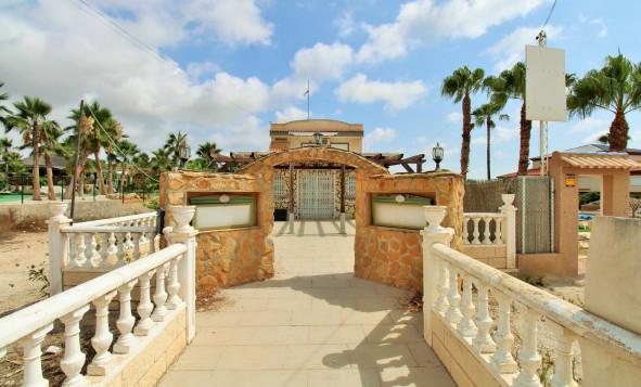 Herverkoop - Commercieel vastgoed - Villamartin - Costa Blanca Zuid