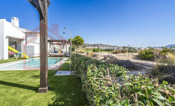 Herverkoop - 3. Halfvrijstaand huis - El Valle Golf Resort - Costa Calida