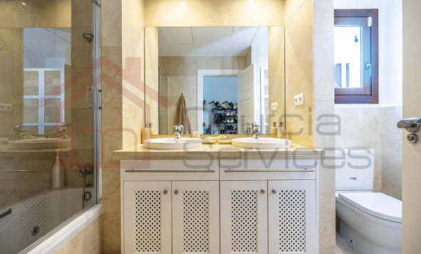 Herverkoop - 3. Halfvrijstaand huis - El Valle Golf Resort - Costa Calida