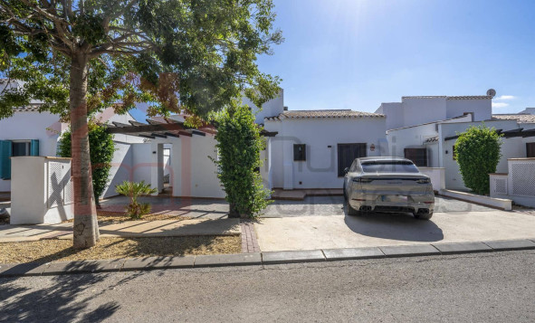 Herverkoop - 3. Halfvrijstaand huis - El Valle Golf Resort - Costa Calida