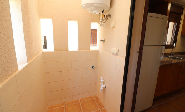 Herverkoop - 4. Halfvrijstaande villa - Algorfa - Costa Blanca Zuid