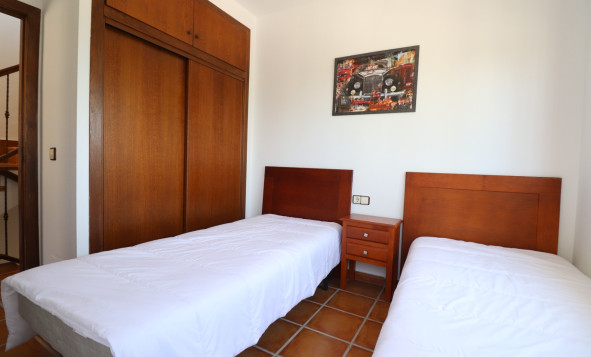 Herverkoop - 4. Halfvrijstaande villa - Algorfa - Costa Blanca Zuid