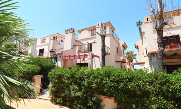 Herverkoop - 4. Halfvrijstaande villa - Algorfa - Costa Blanca Zuid