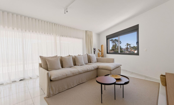 Herverkoop - 3. Halfvrijstaand huis - Torrevieja - Costa Blanca Zuid