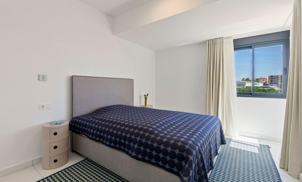 Herverkoop - 3. Halfvrijstaand huis - Torrevieja - Costa Blanca Zuid