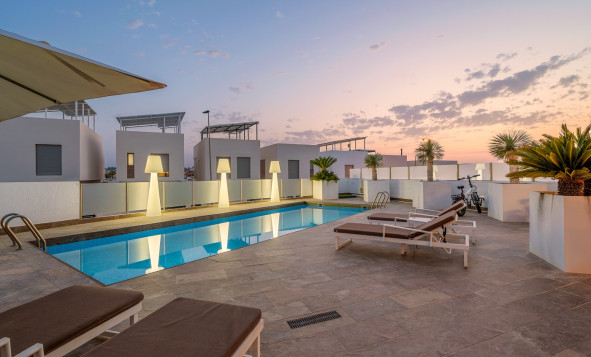 Herverkoop - 3. Halfvrijstaand huis - Orihuela Costa - Costa Blanca Zuid