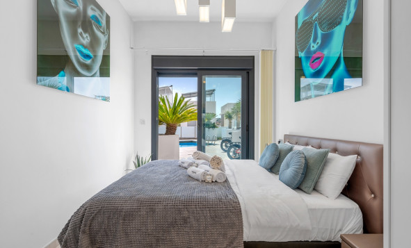 Herverkoop - 3. Halfvrijstaand huis - Orihuela Costa - Costa Blanca Zuid