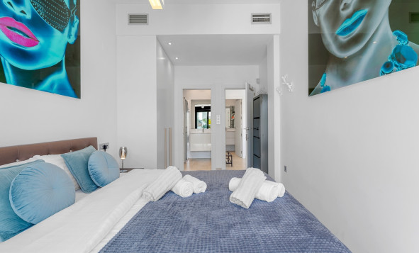 Herverkoop - 3. Halfvrijstaand huis - Orihuela Costa - Costa Blanca Zuid