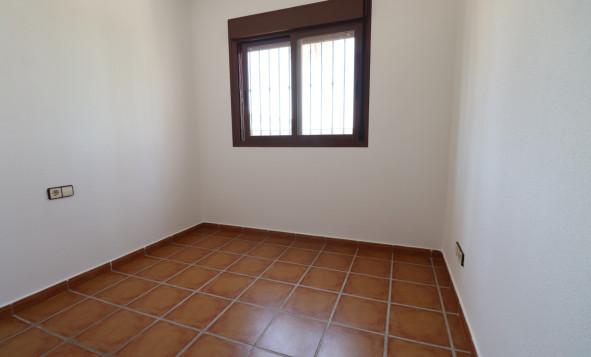 Herverkoop - 4. Halfvrijstaande villa - Algorfa - Costa Blanca Zuid