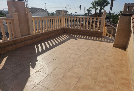 Resale - 4. House - Detached Villa - Rojales