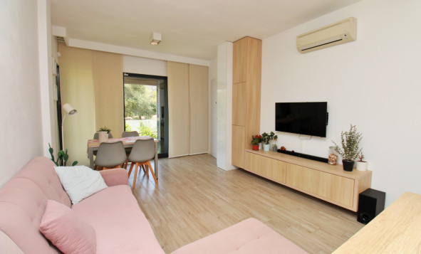 Herverkoop - 3. Halfvrijstaand huis - La Zenia - Costa Blanca Zuid