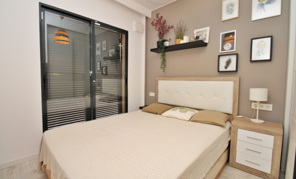 Herverkoop - 3. Halfvrijstaand huis - La Zenia - Costa Blanca Zuid